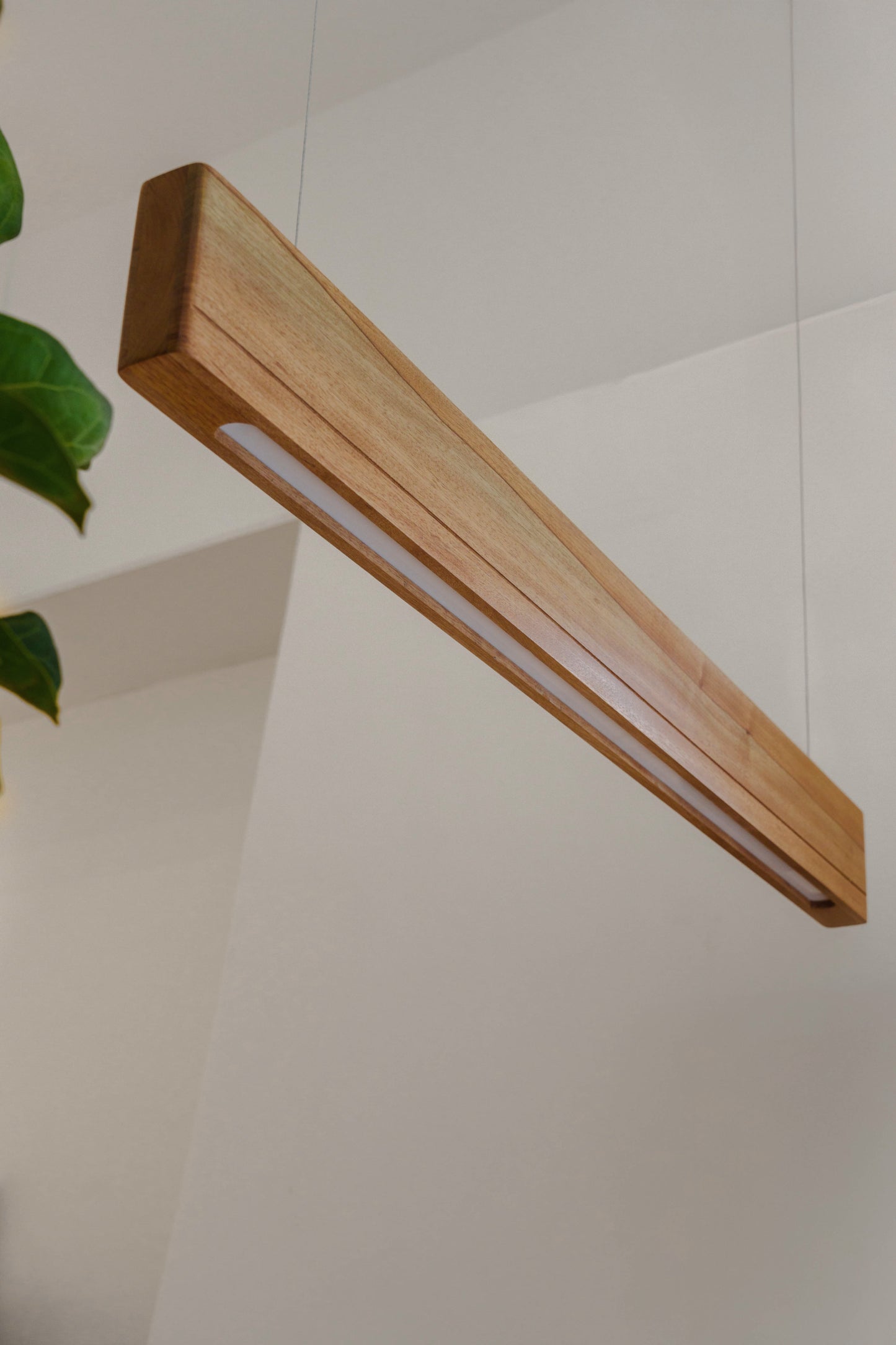 Luminária de Teto Pendente Linear 120 cm - Frete Grátis | 3X Sem Juros