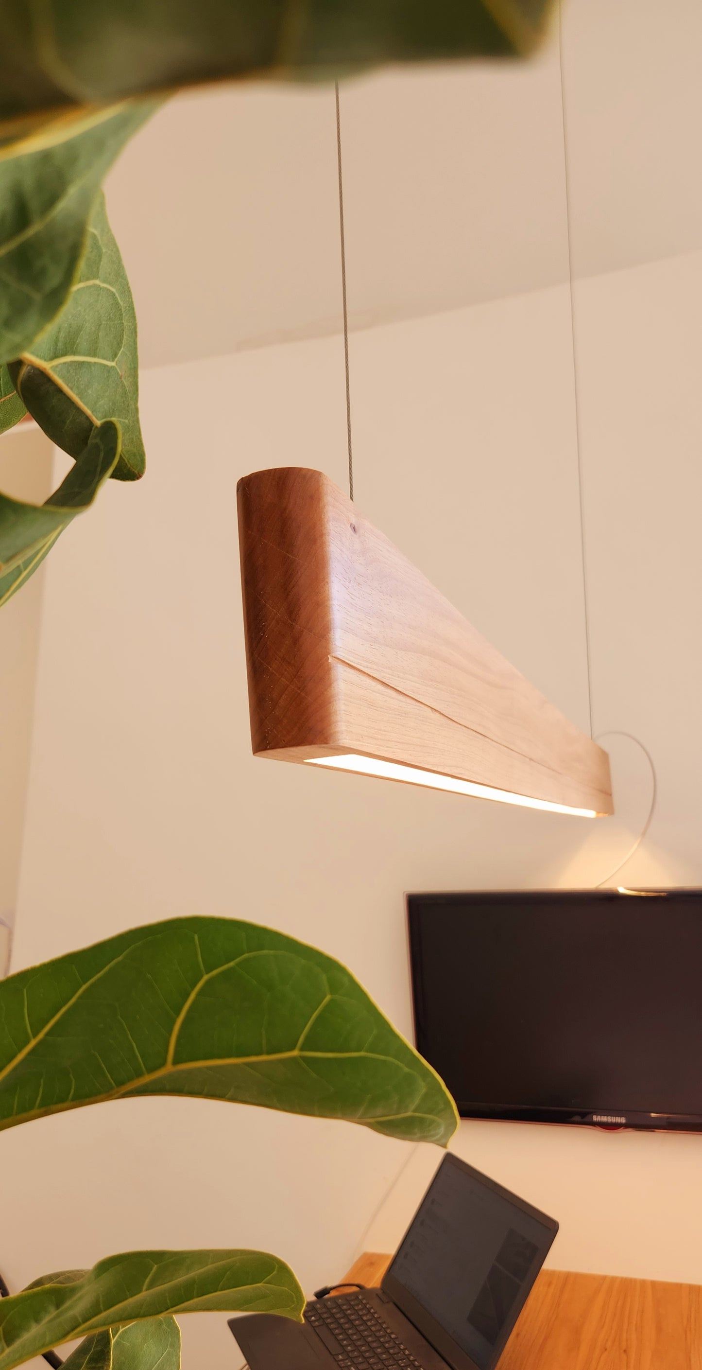 Luminária de Teto Pendente Linear 150 cm - Frete Grátis | 3X Sem Juros