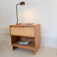 Mesa de cabeceira Lis
