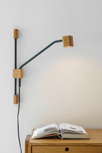 Carregar imagem no visualizador da galeria, Luminária de Parede OLI - Frete Grátis
