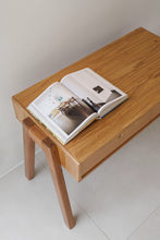 Carregar imagem no visualizador da galeria, Escrivaninha Nicho Freijó
